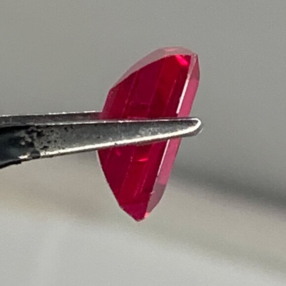 Beautiful rose baguette ruby - Picture 11 of 15